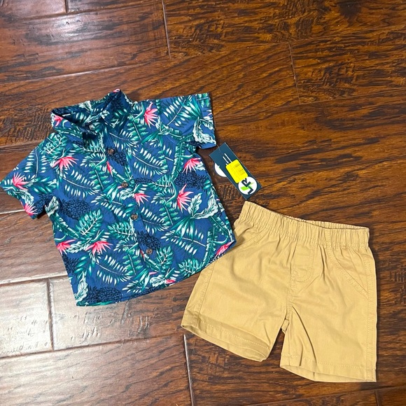 NWT Little Rebels Tropical Button Up & Khaki Shorts Set Boy Size 12 Months - Picture 2 of 6